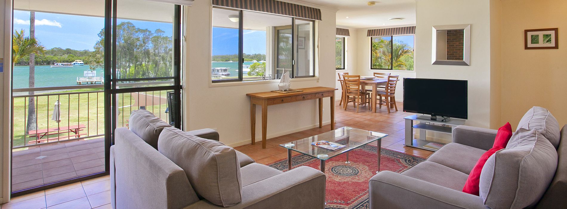 Noosa River Noosaville Apartments Cayman Quays