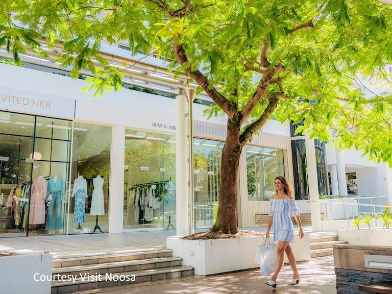 Noosa Riverfont Townhouse